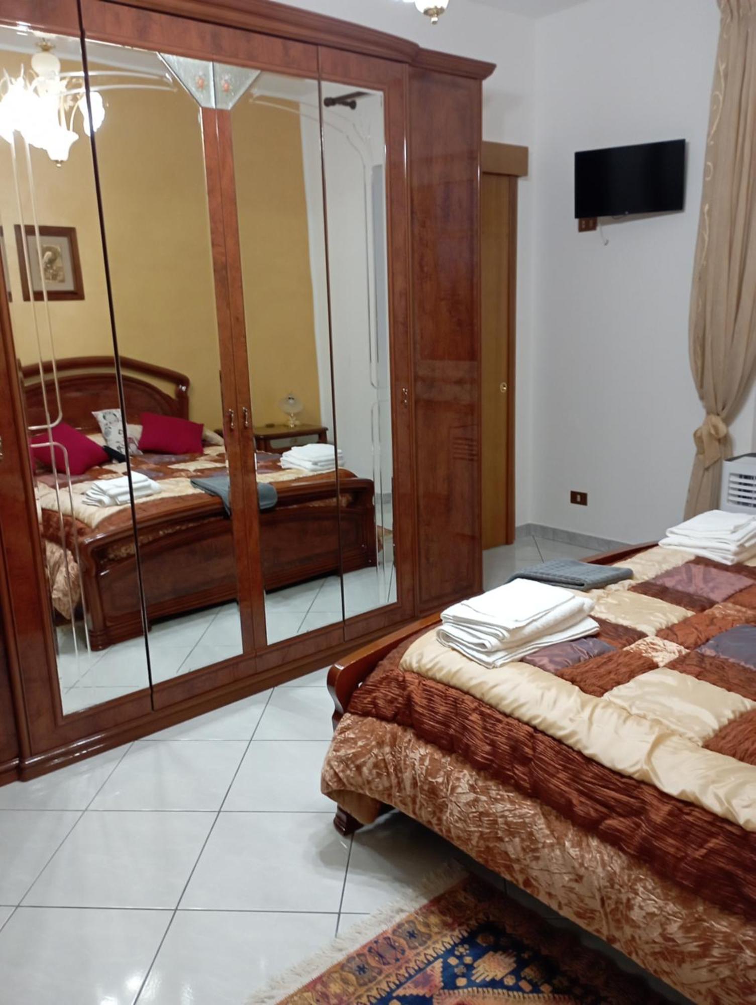B&B I Tre Ulivi Morro d'Oro Екстер'єр фото