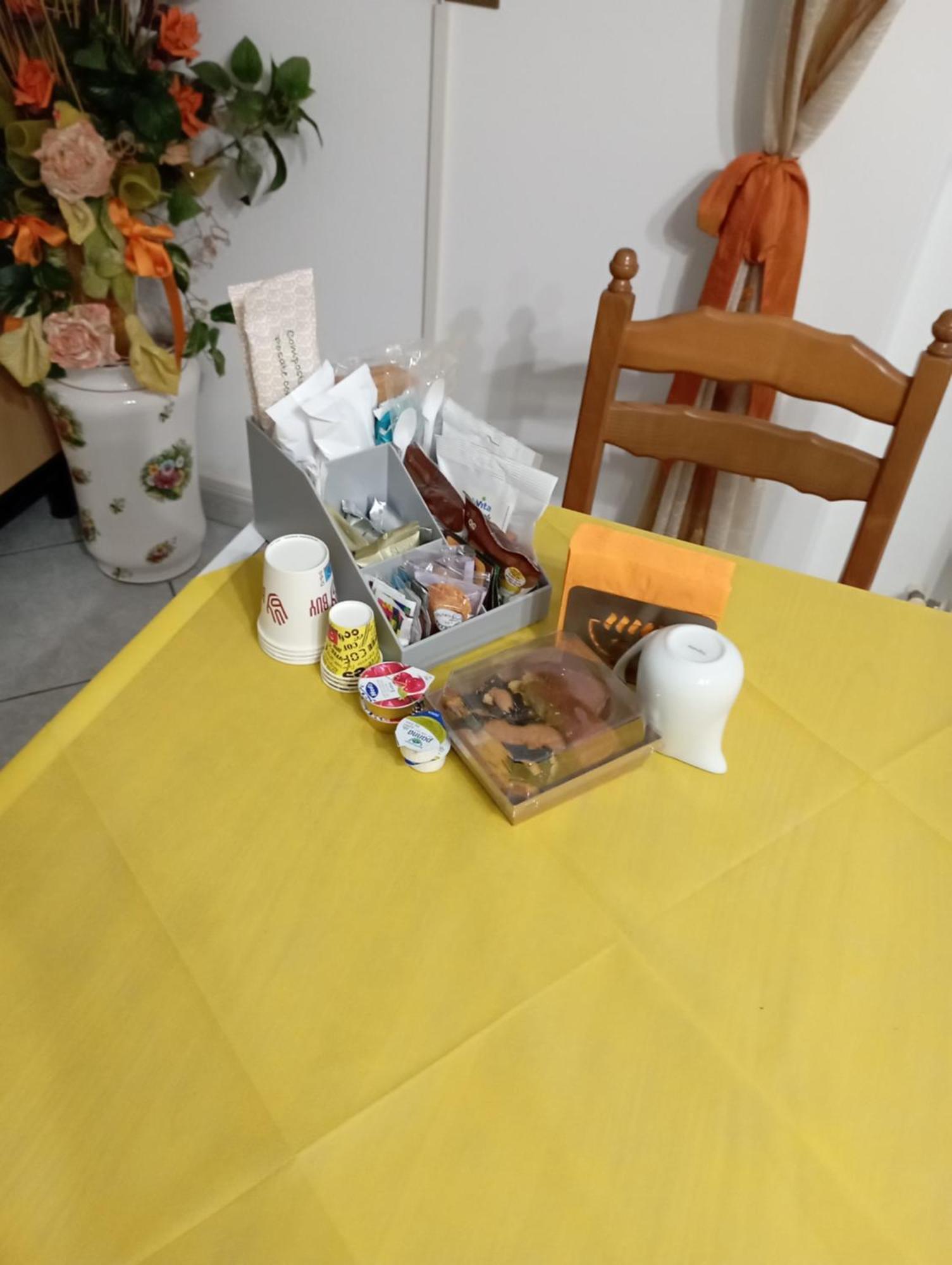 B&B I Tre Ulivi Morro d'Oro Екстер'єр фото